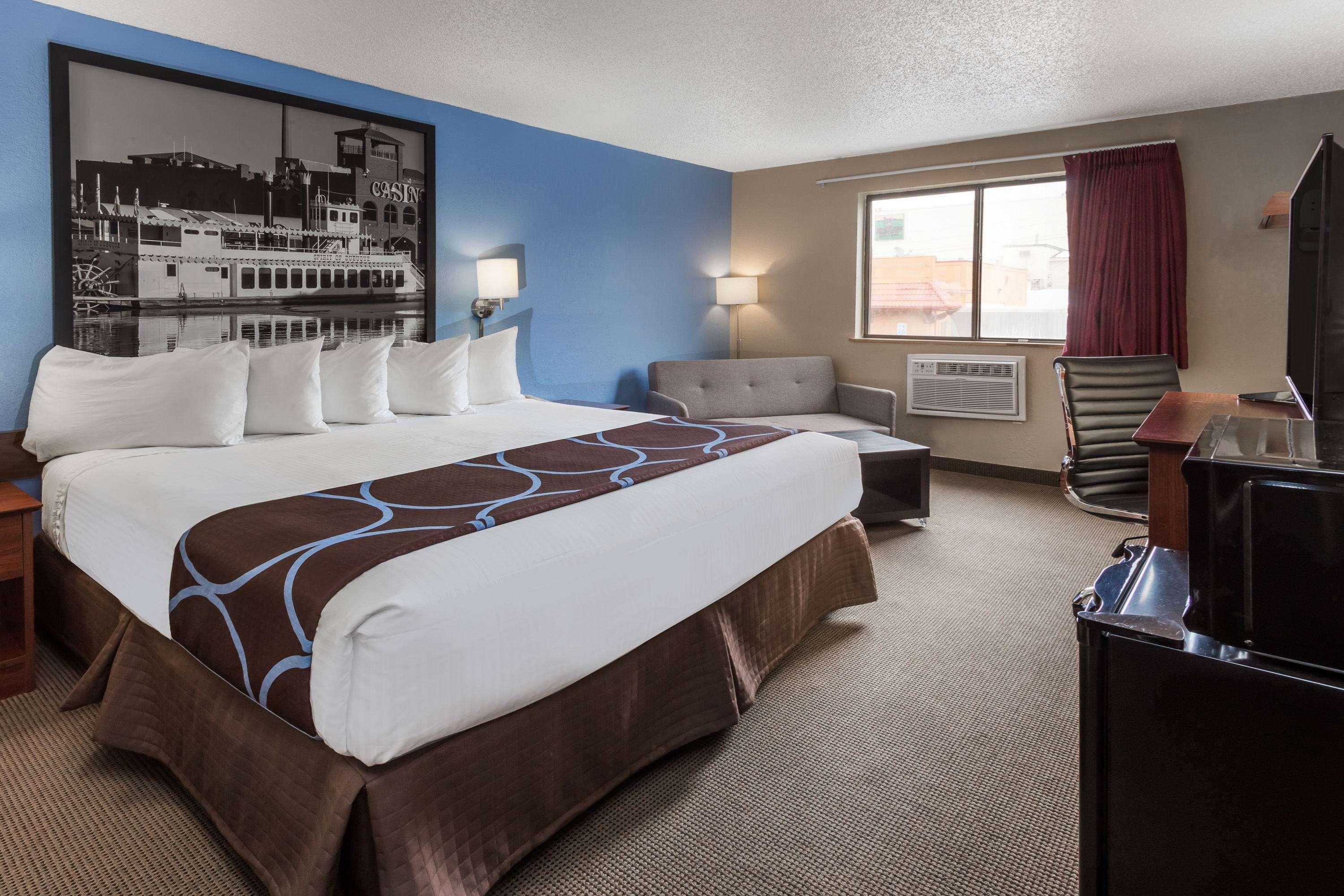 Motel Super 8 By Wyndham Dubuque Exterior foto