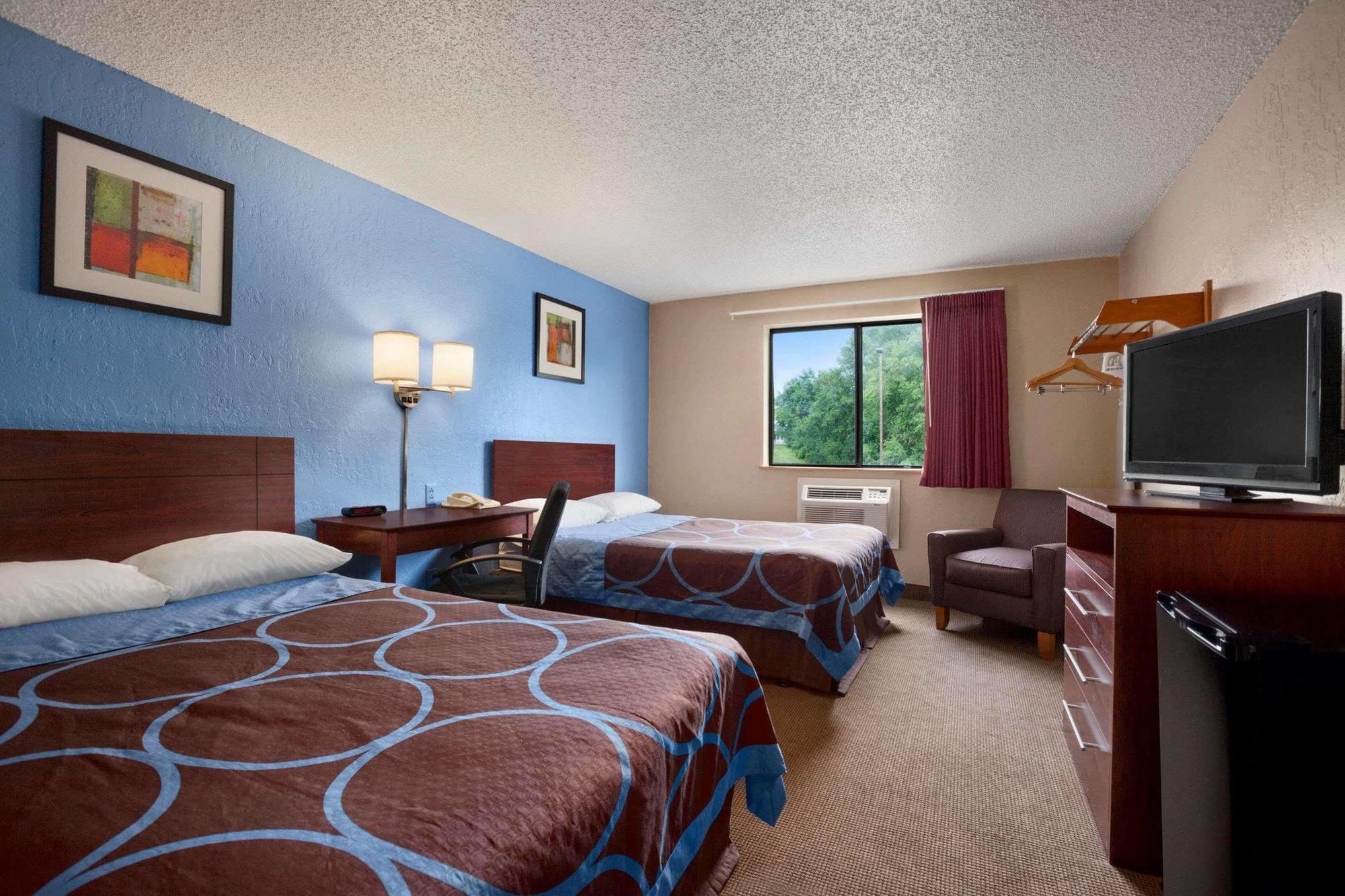 Motel Super 8 By Wyndham Dubuque Exterior foto